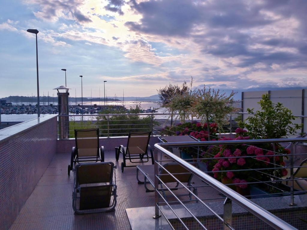 Apartamentos Puerto Basella Villanueva De Arosa Bilik gambar