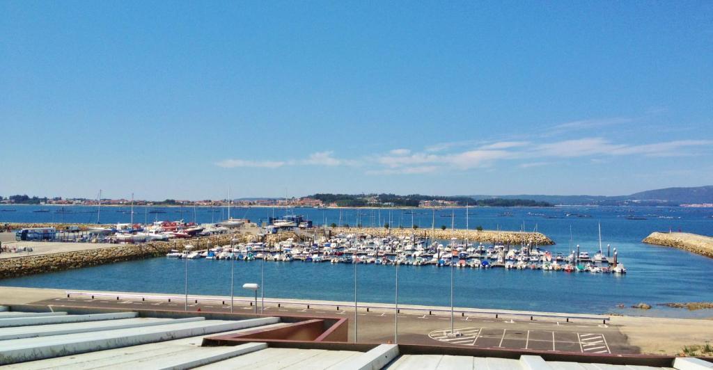Apartamentos Puerto Basella Villanueva De Arosa Bilik gambar
