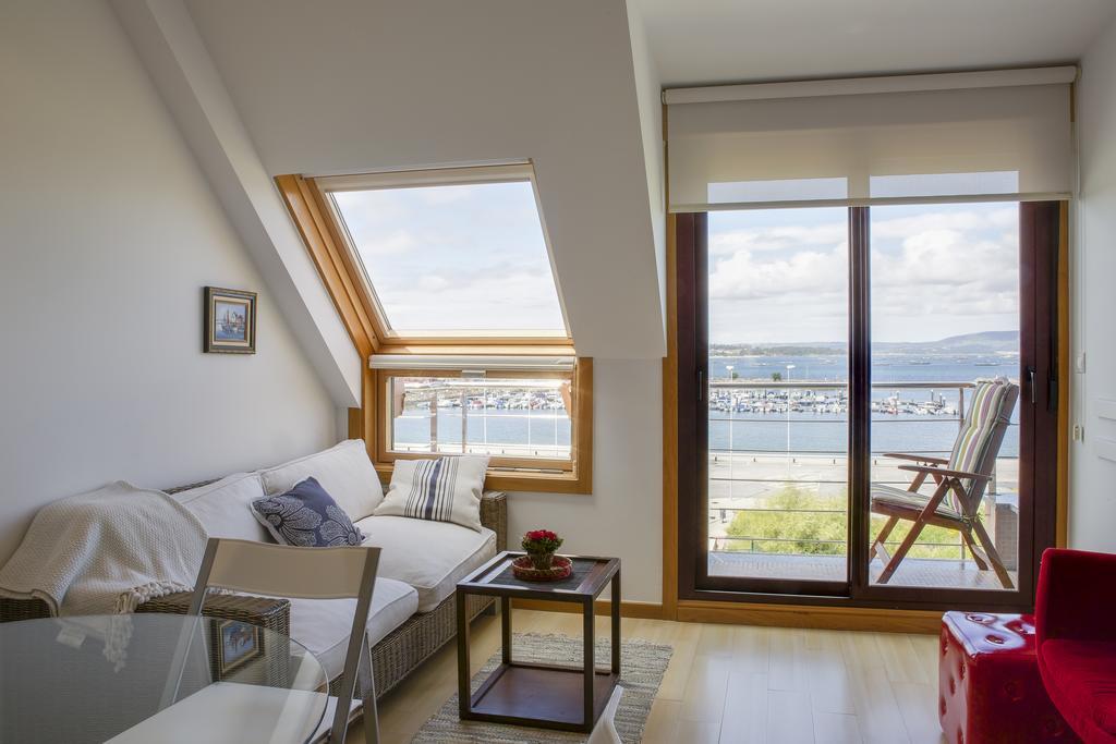 Apartamentos Puerto Basella Villanueva De Arosa Luaran gambar