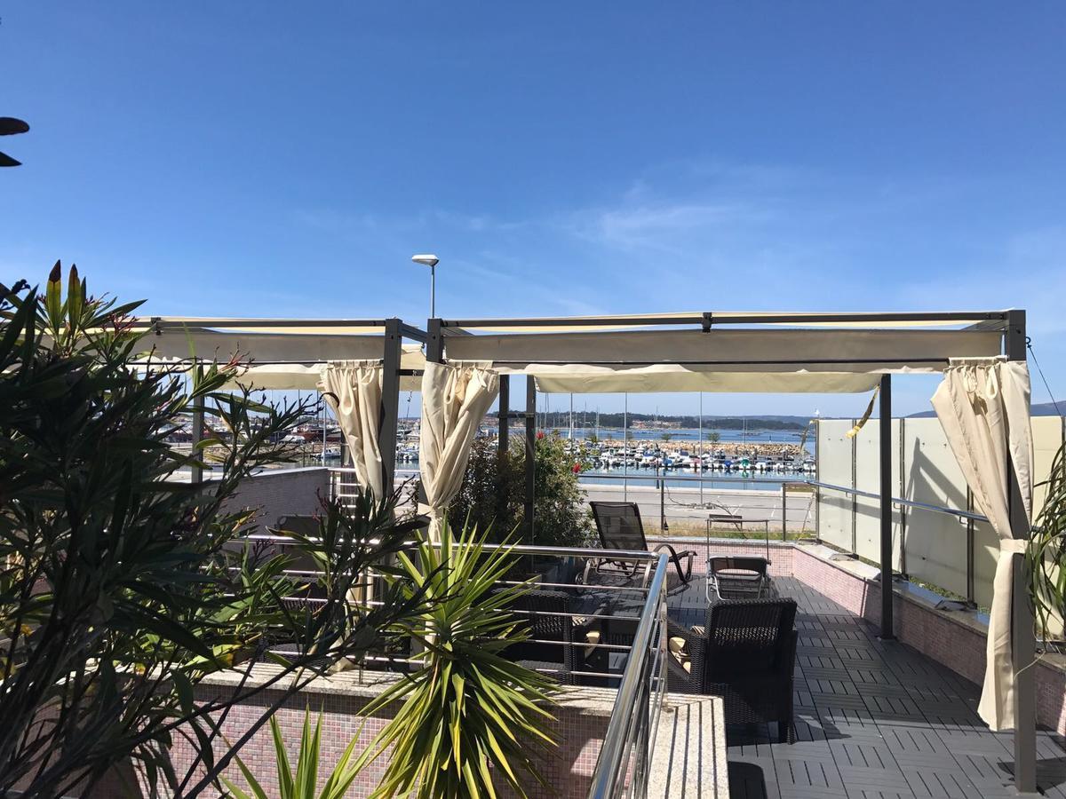 Apartamentos Puerto Basella Villanueva De Arosa Luaran gambar