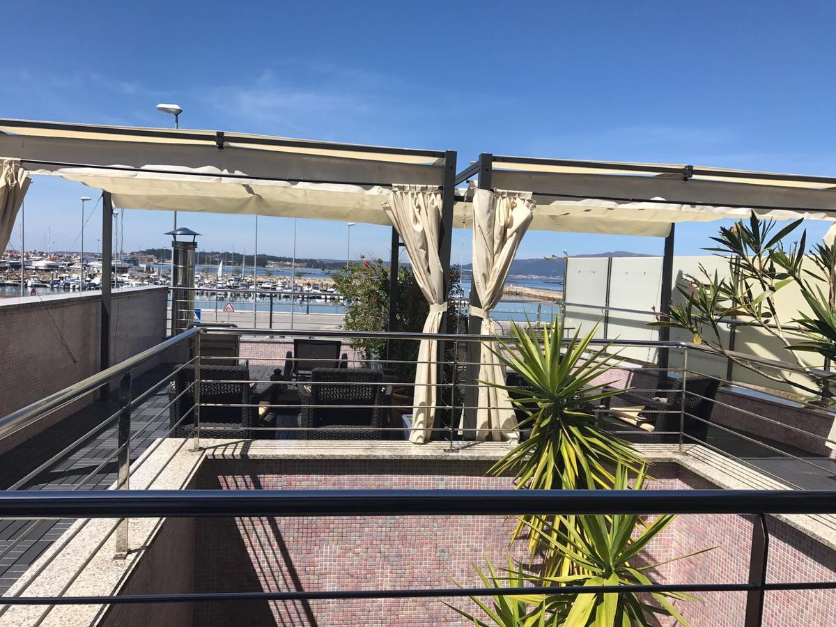 Apartamentos Puerto Basella Villanueva De Arosa Luaran gambar