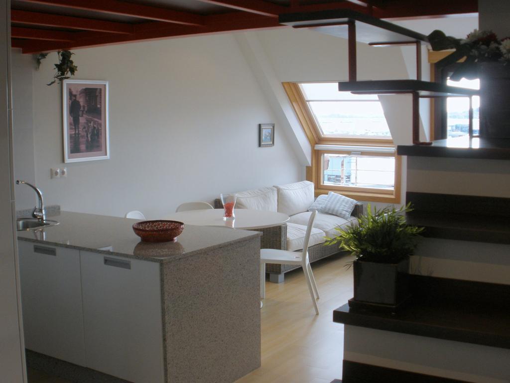 Apartamentos Puerto Basella Villanueva De Arosa Bilik gambar
